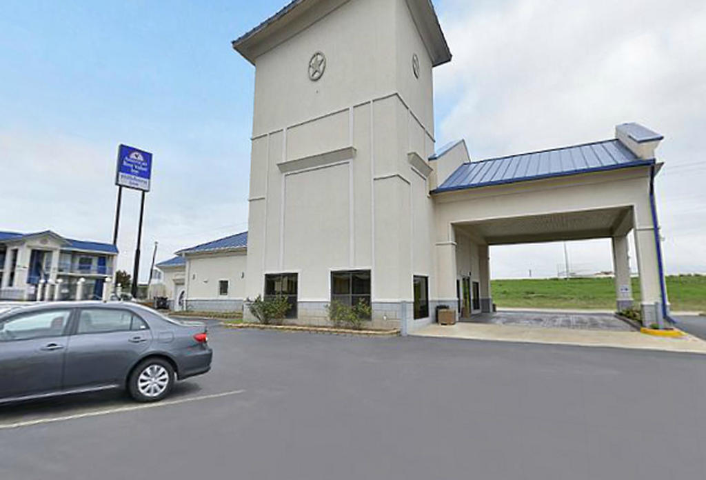 Americas Best Value Inn Hillsboro Ngoại thất bức ảnh